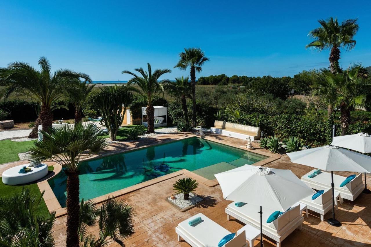 Serena Villa Sant Francesc de s'Estany 外观 照片